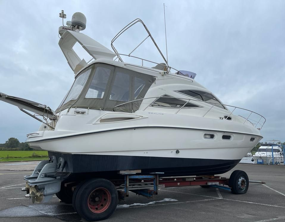 foto: 51 Sealine Sealine F34 Flybridge