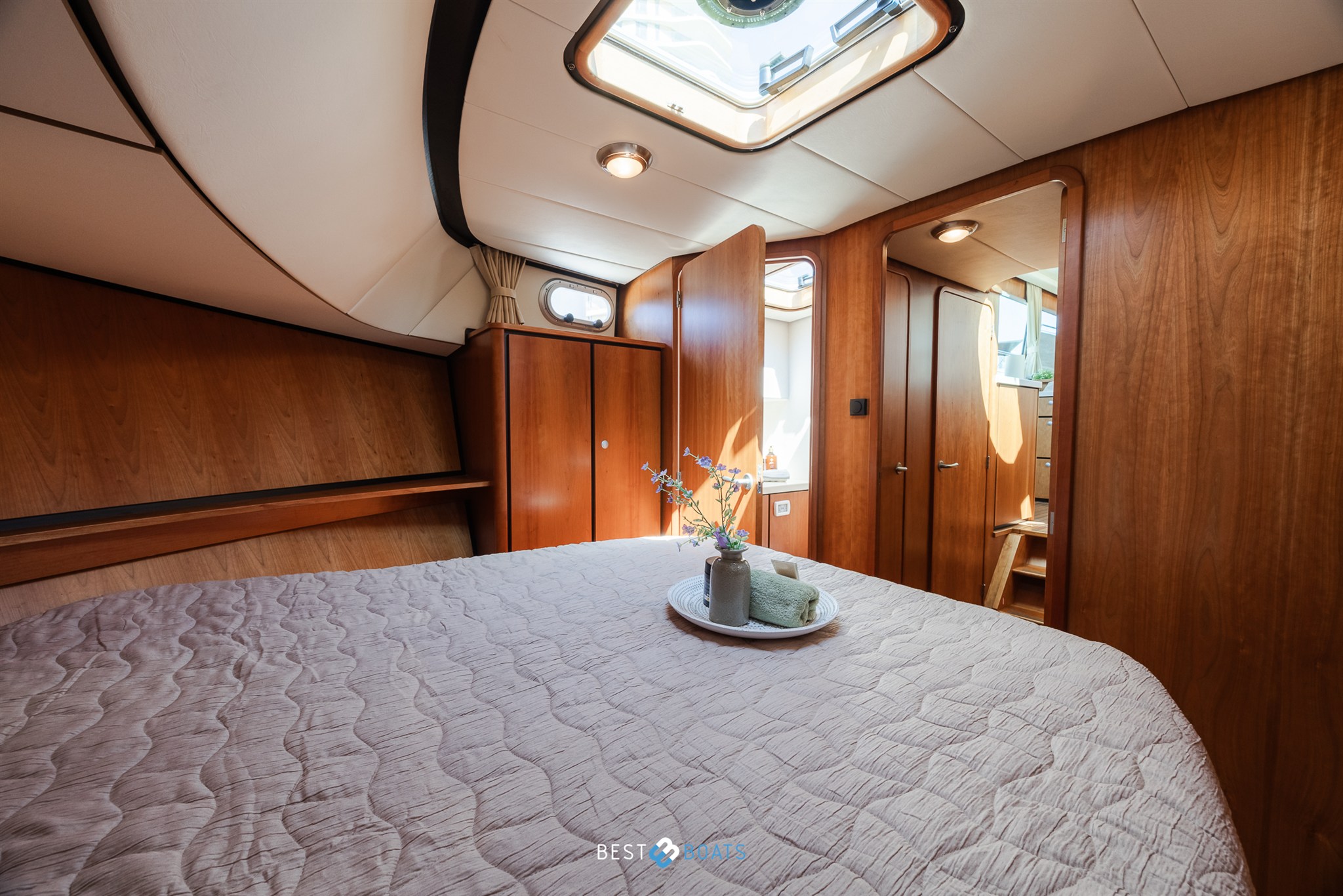 foto: 60 Linssen Grand Sturdy 45.9 AC
