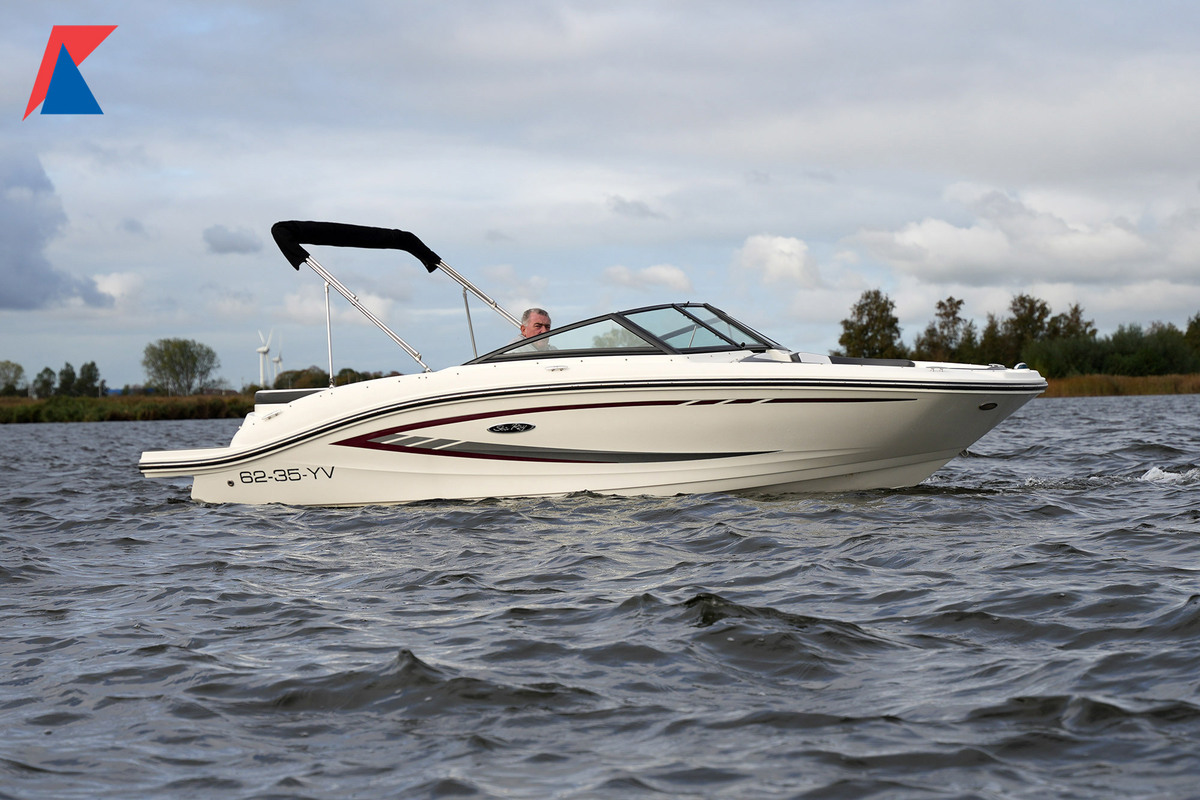 foto: 4 Sea Ray 19 SPX