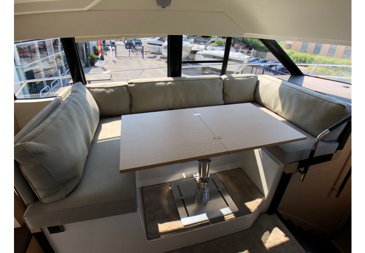 foto: 28 Prestige 420