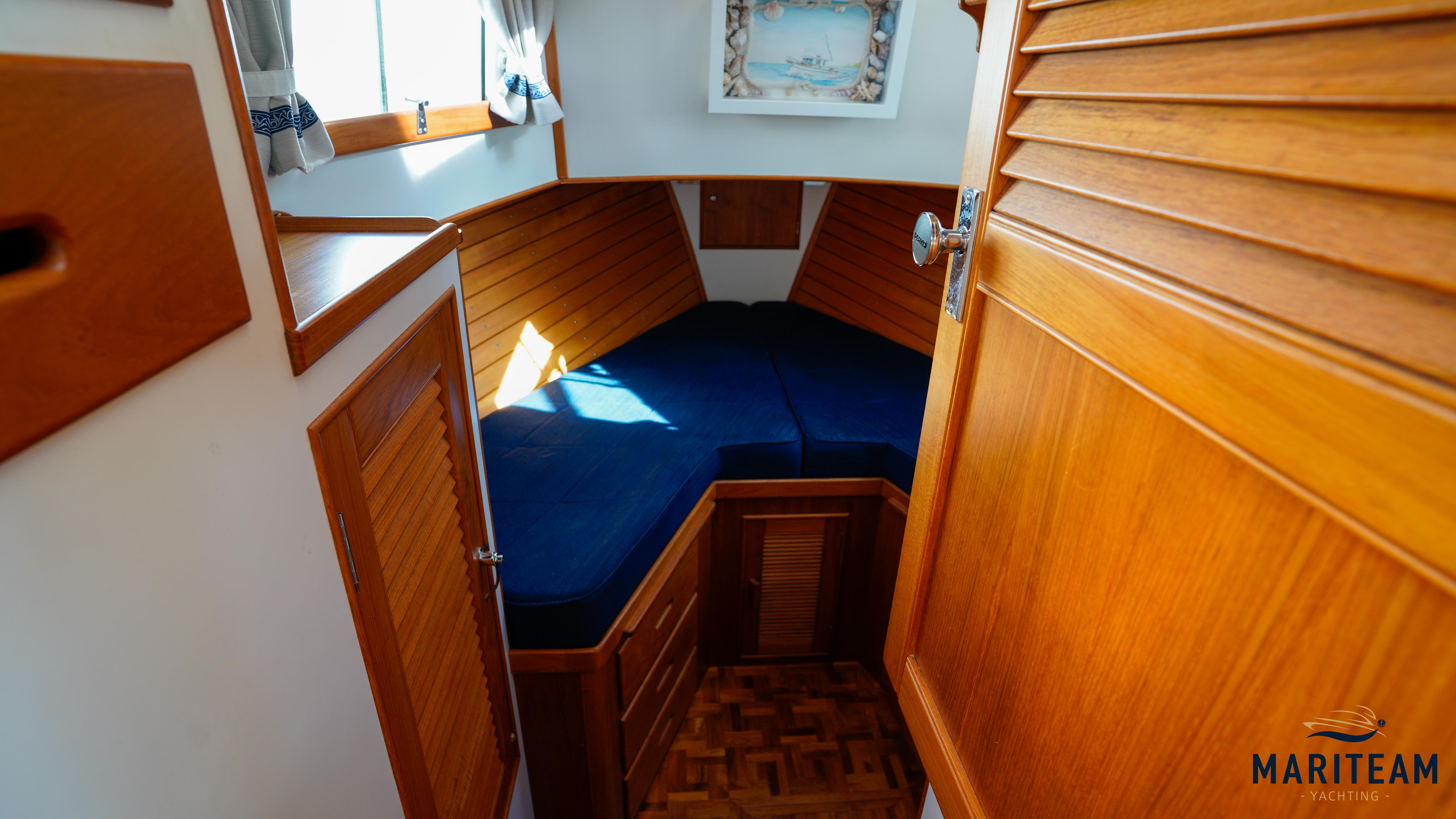 foto: 6 Grand Banks 36 classic