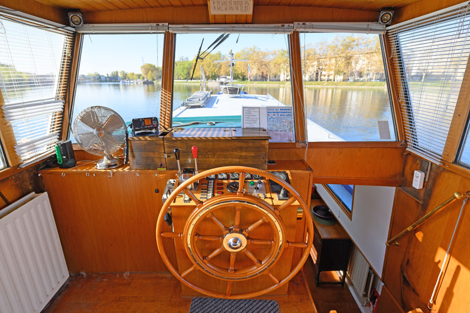 foto: 55 Luxe Motor 21.18 met UBC