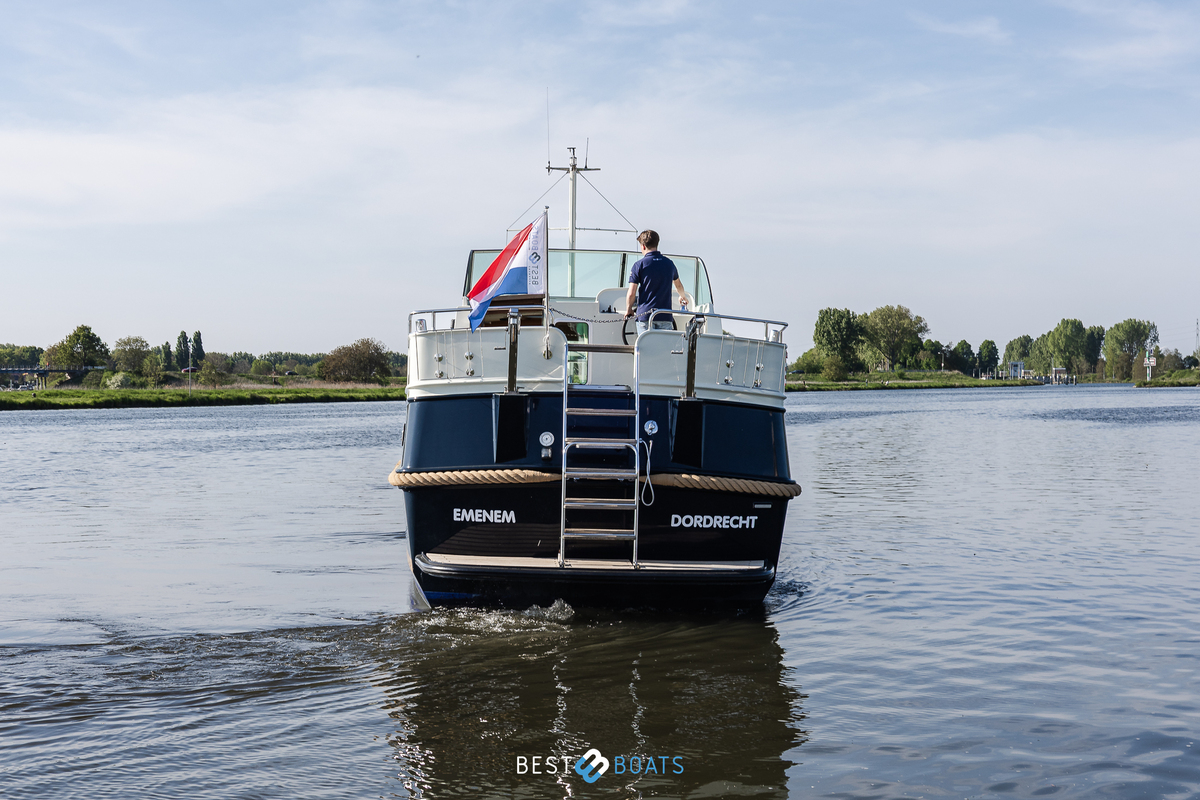 foto: 27 Linssen Grand Sturdy 380 AC 
