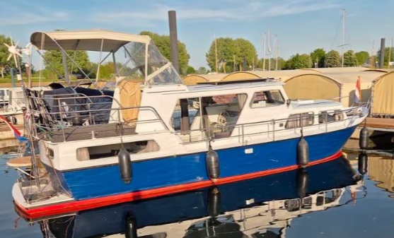 foto: 4 Heckkruiser  10,50 AK GS DB