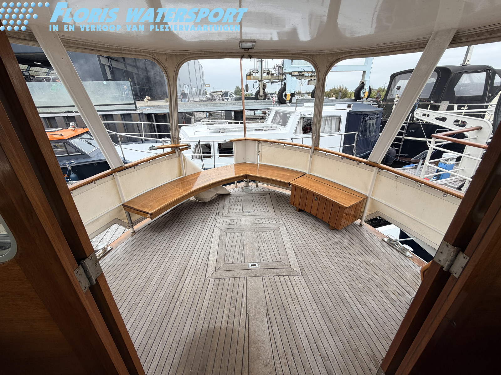 foto: 21 Klaasssen kotter 1400 Pilot