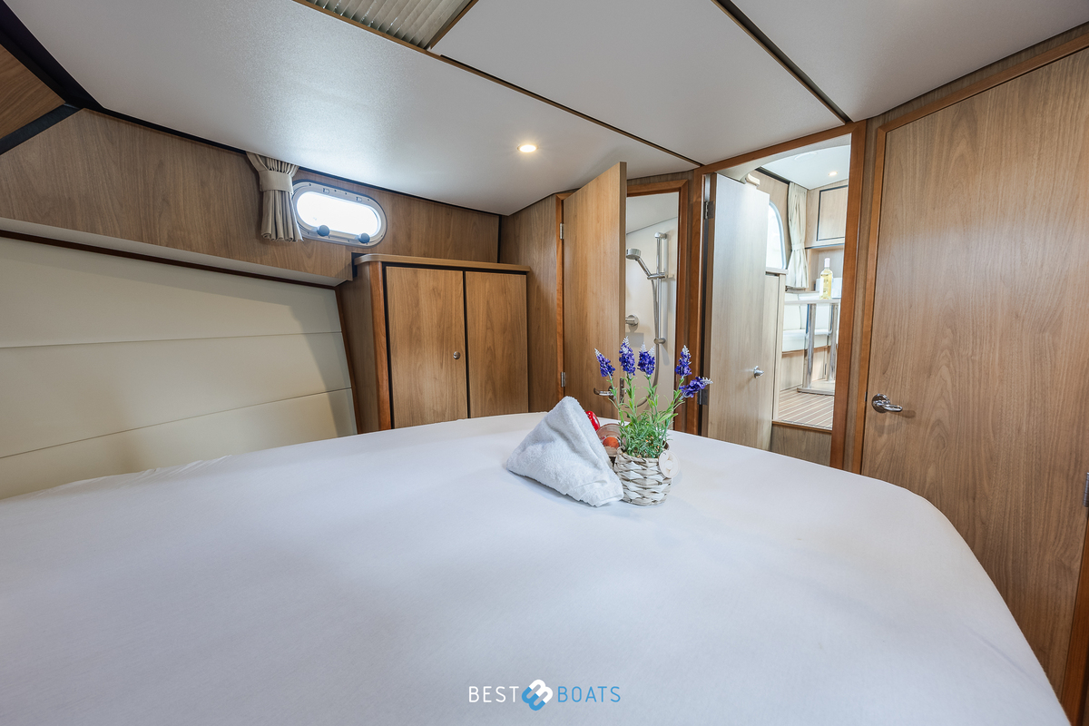 foto: 40 Linssen Grand Sturdy 35.0 AC
