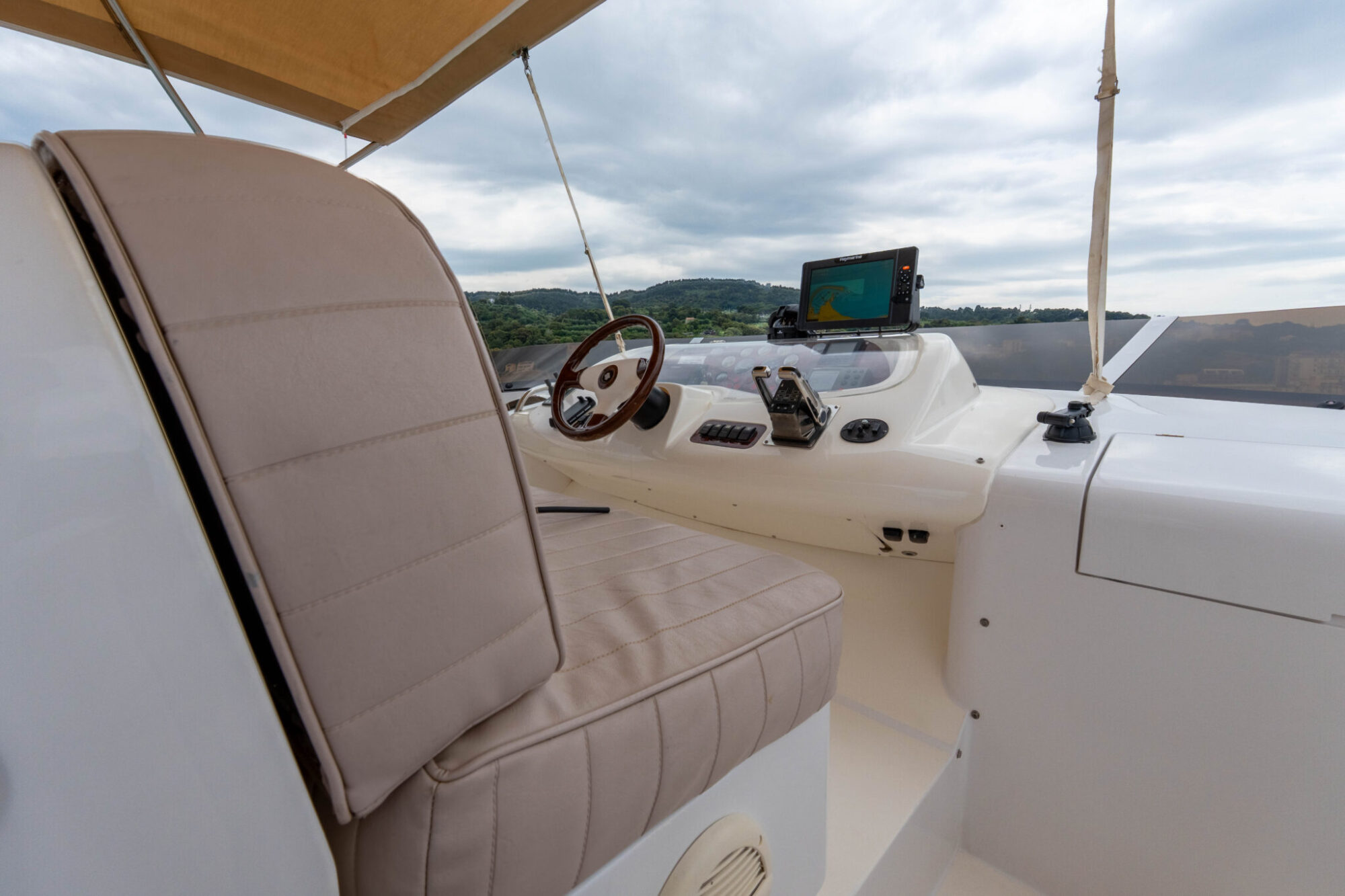 foto: 129 Fairline Fairline Squadron 62/65