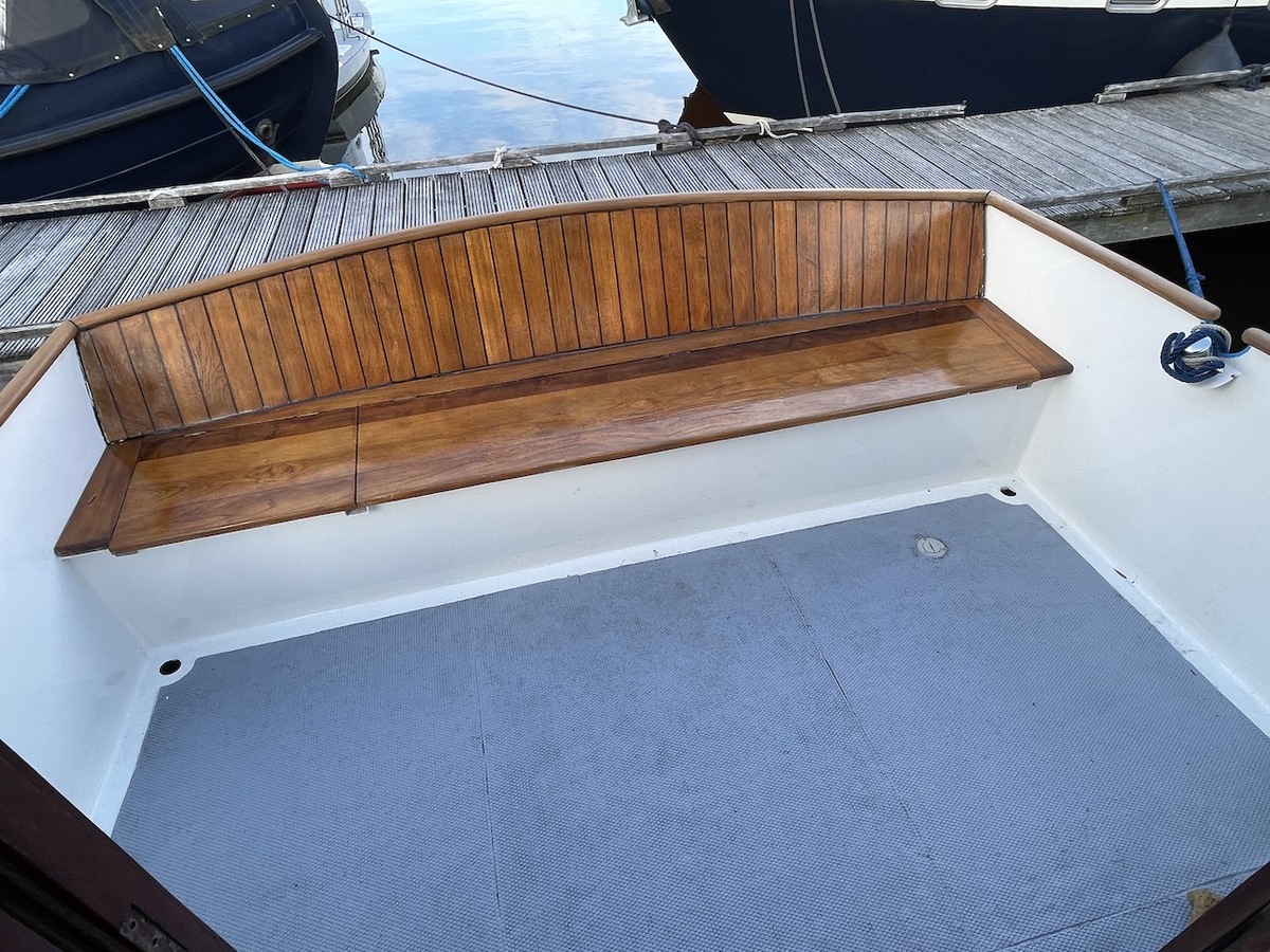 foto: 15 Crown 970 OK