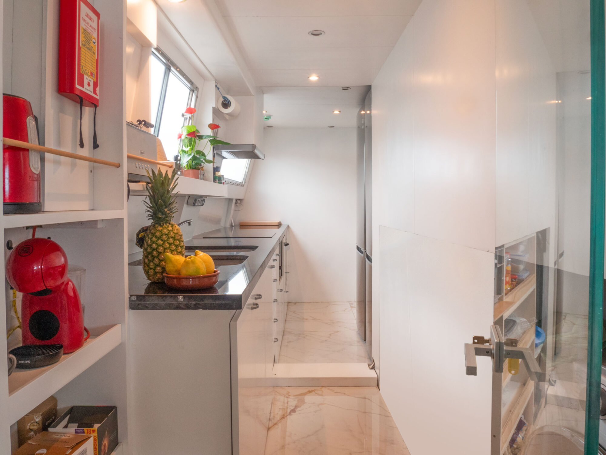 foto: 17 Falcon Falcon 100