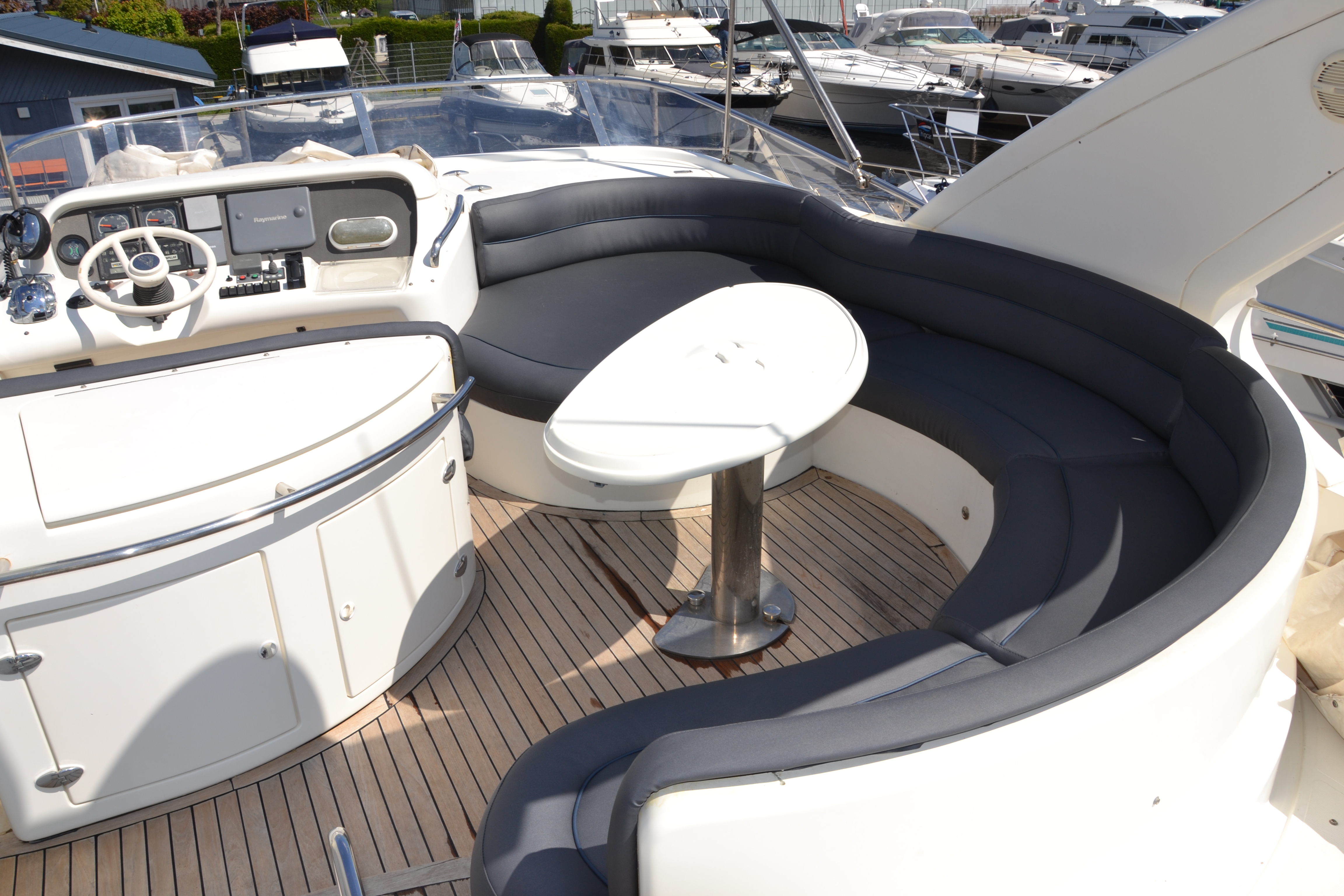 foto: 22 Azimut  55