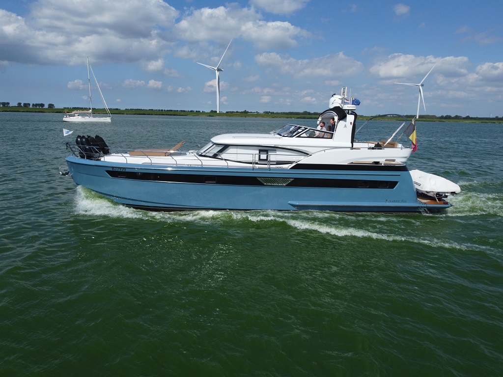 foto: 41 Atlantic A 500 Convertible