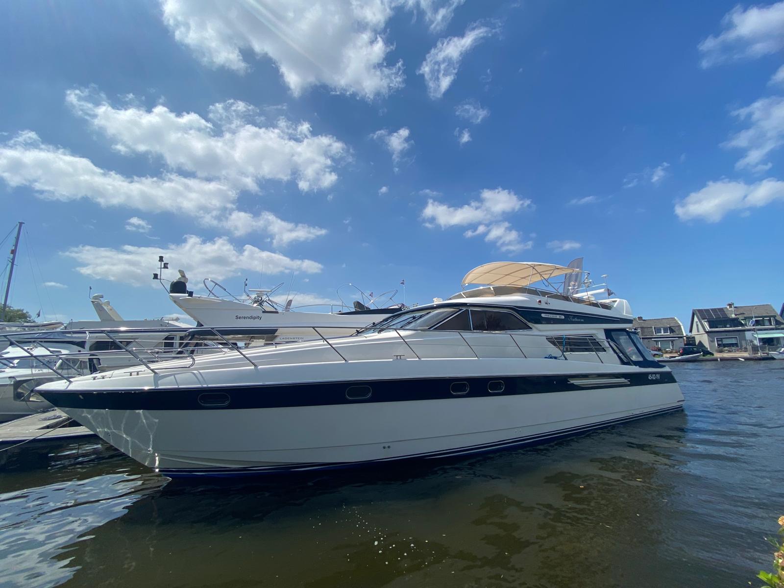 foto: 31 Princess 60 Fly