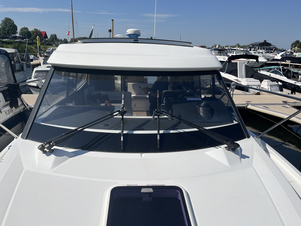 foto: 41 Jeanneau NC 9