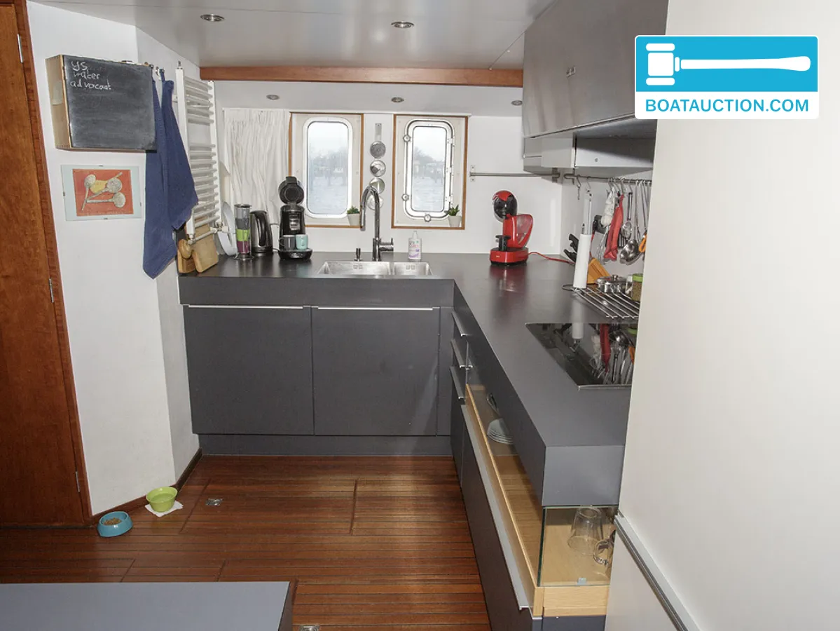 foto: 76 Bateau de patrouille 2300