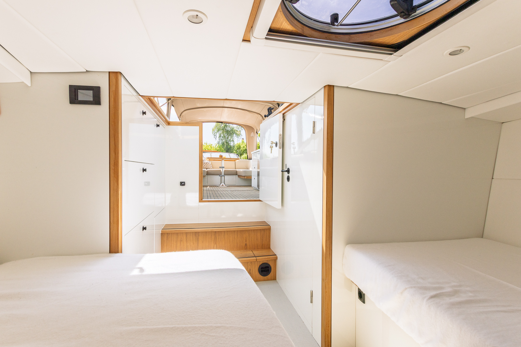 foto: 74 Crown yachts Crown Keyzer S33