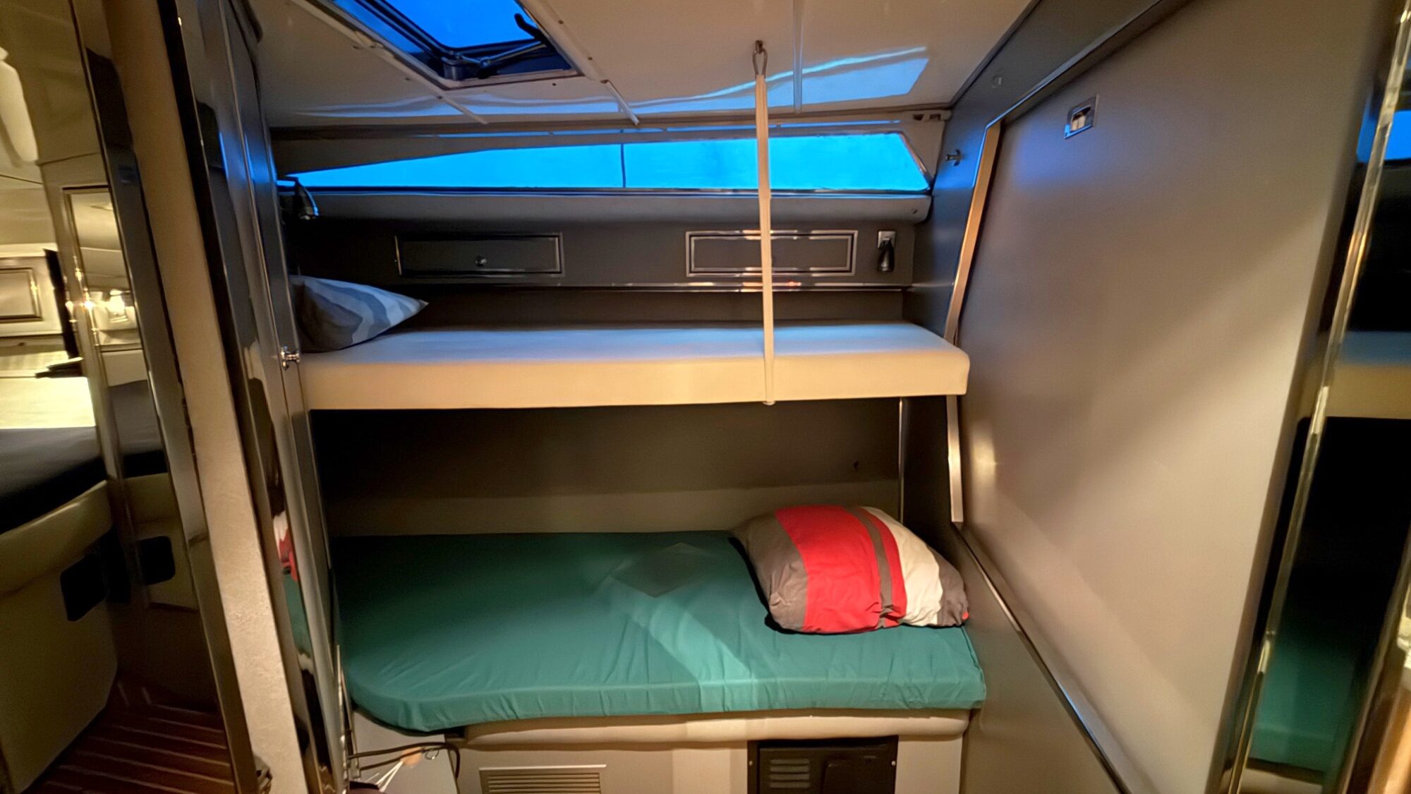 foto: 51 Sea Ray Sea Ray 400 Express Cruiser