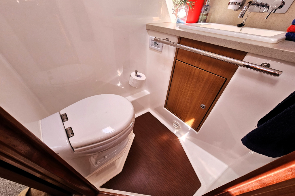 foto: 114 Bavaria 43 HT