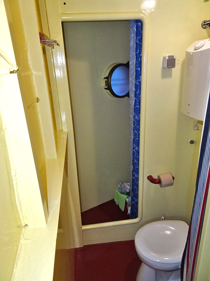 foto: 80 Dagpassagiersschip 200 pers