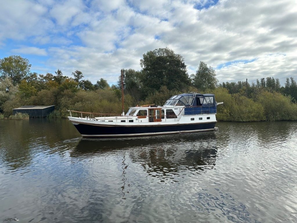 foto: 25 De Ruiterkruiser 1370 AK