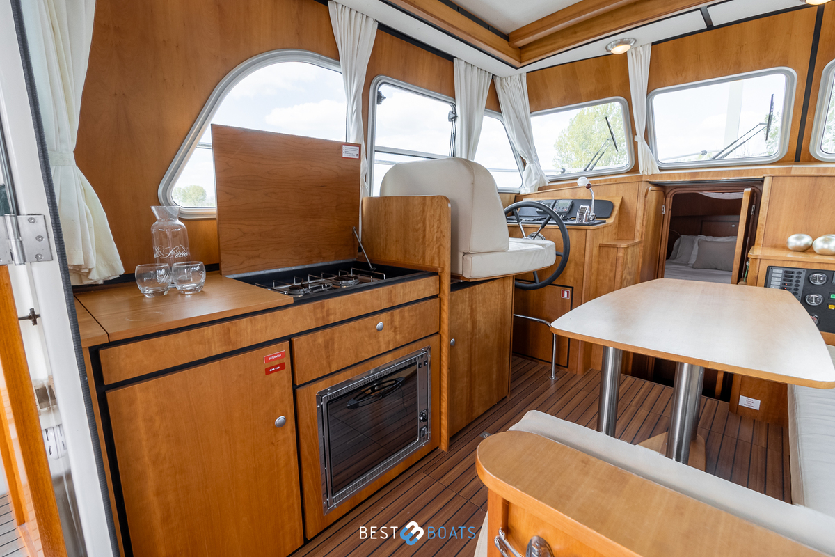 foto: 30 Linssen  Grand Sturdy 29.9 Sedan