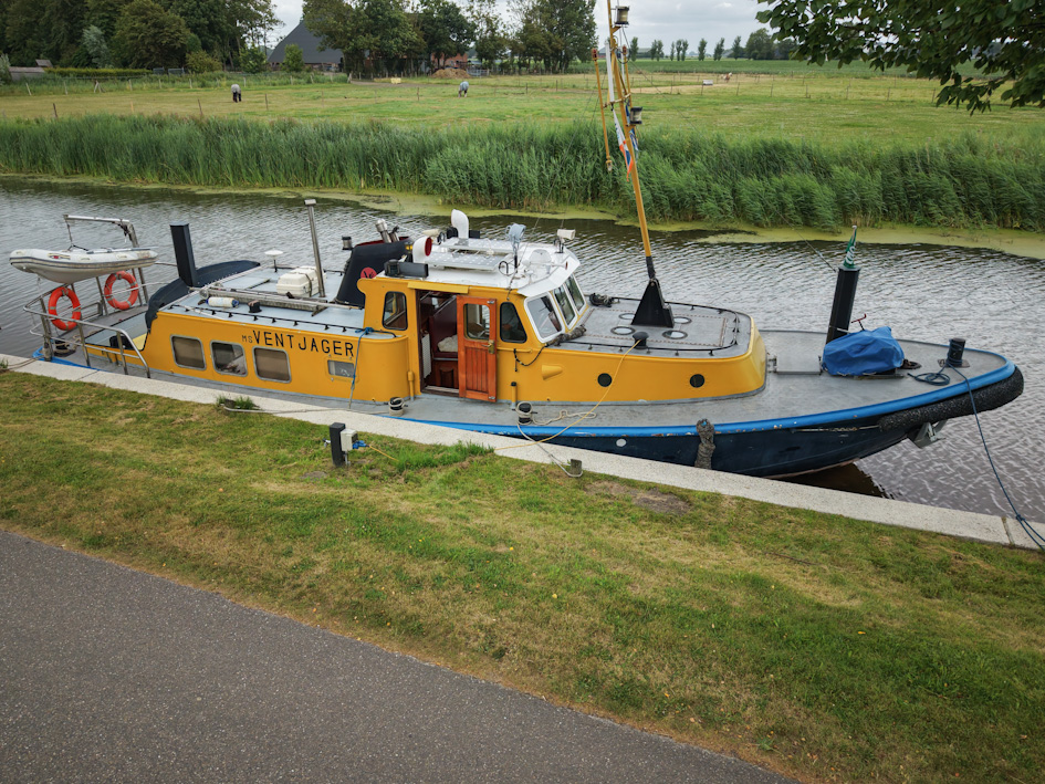 foto: 37 Varend Woonschip ex RWS vlet 14.78