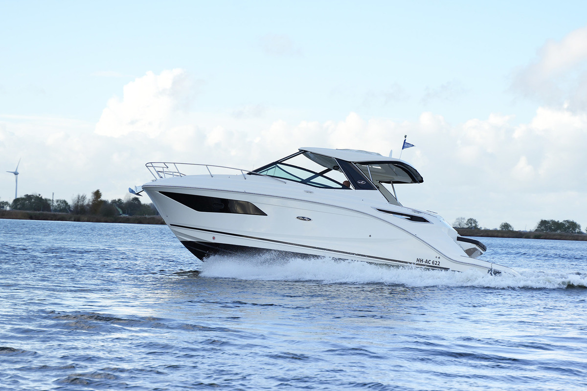 foto: 33 Sea Ray Sundancer 320