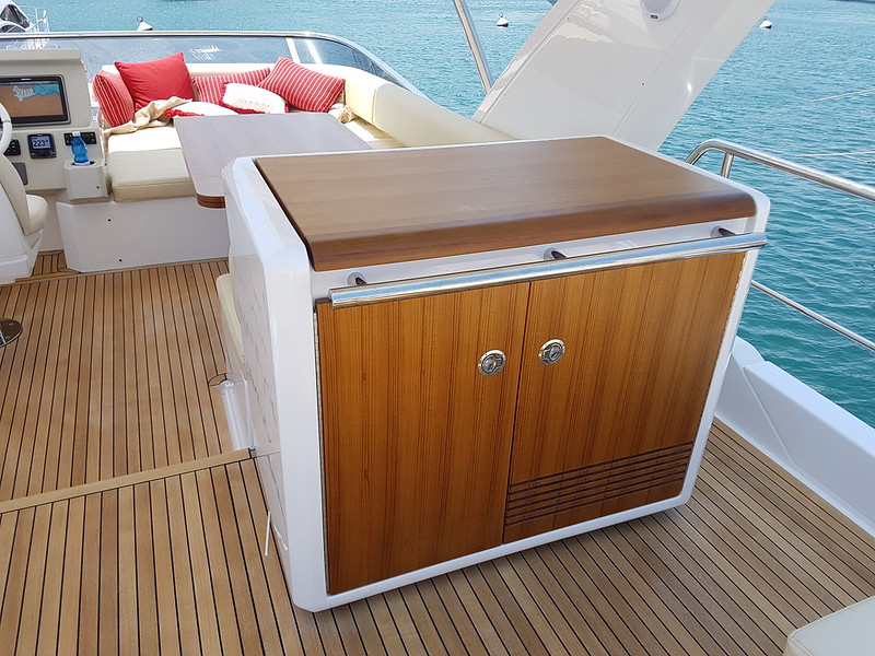 foto: 32 Azimut 50 Fly