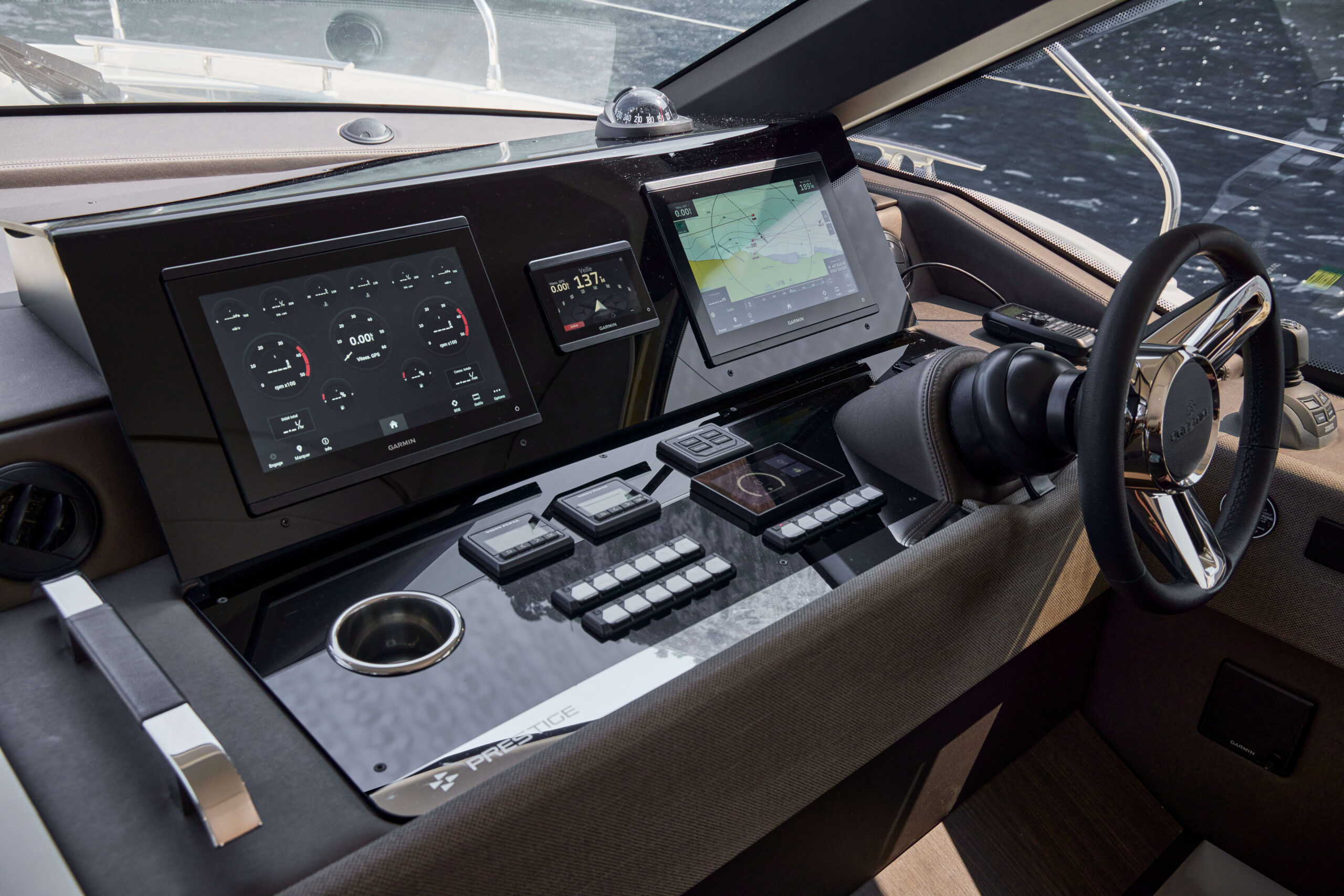 foto: 12 Prestige F4.9