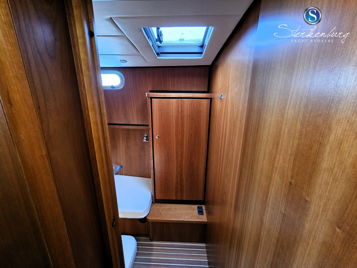 foto: 33 Linssen Grand Sturdy 40.9 Sedan Twin