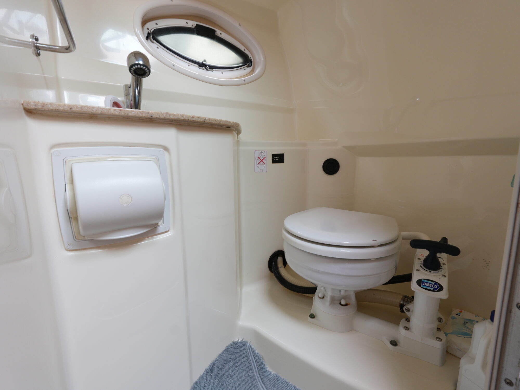 foto: 49 Monterey Monterey 260 Sport Cruiser