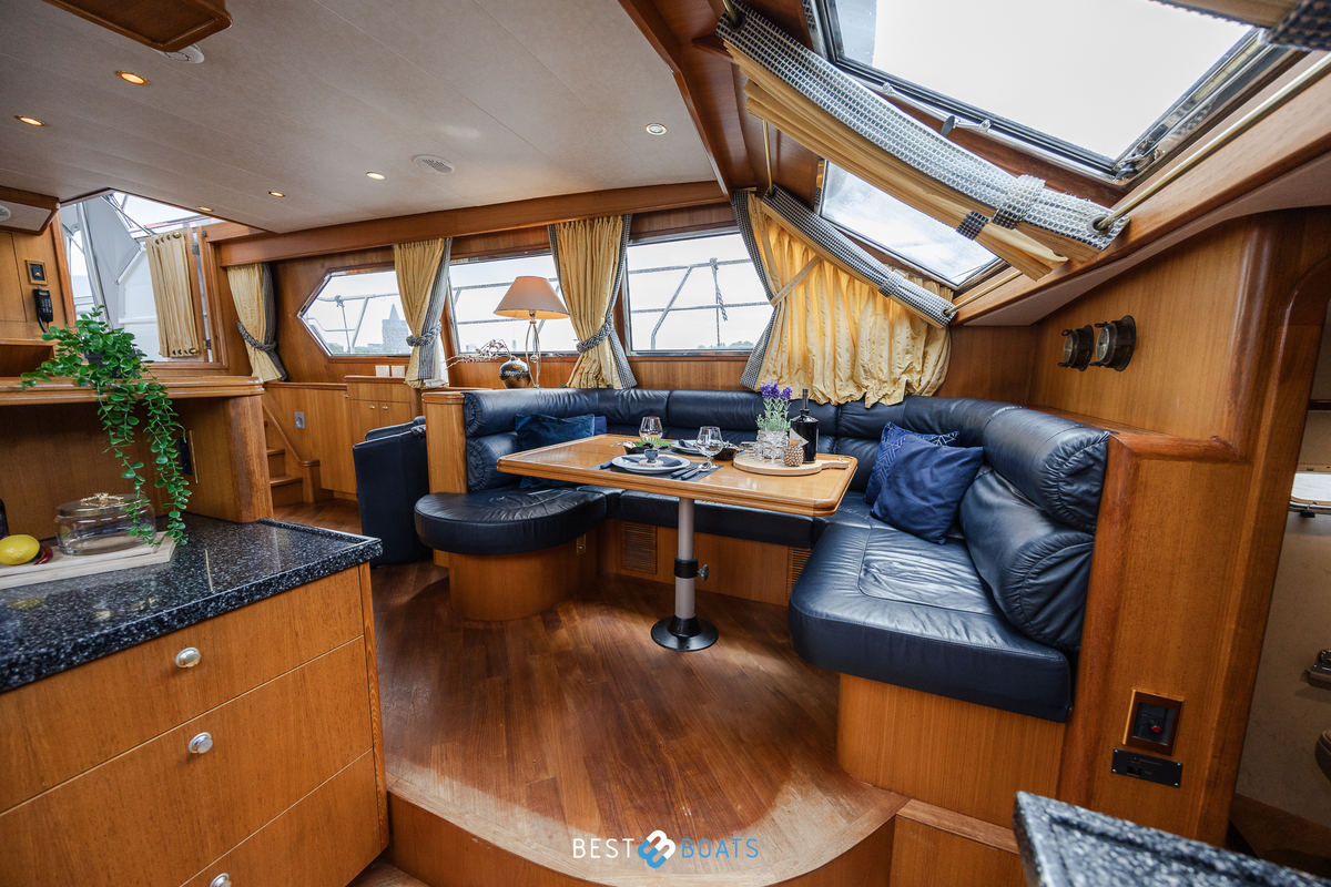 foto: 53 Wim van der Valk Continental 1700