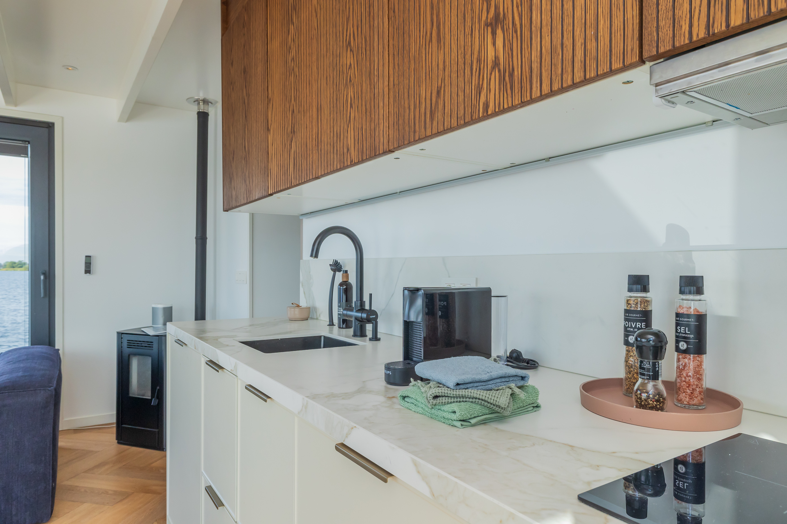 foto: 46 Surla (met Tender) Houseboat 15 Volledig Elektrisch With Charter