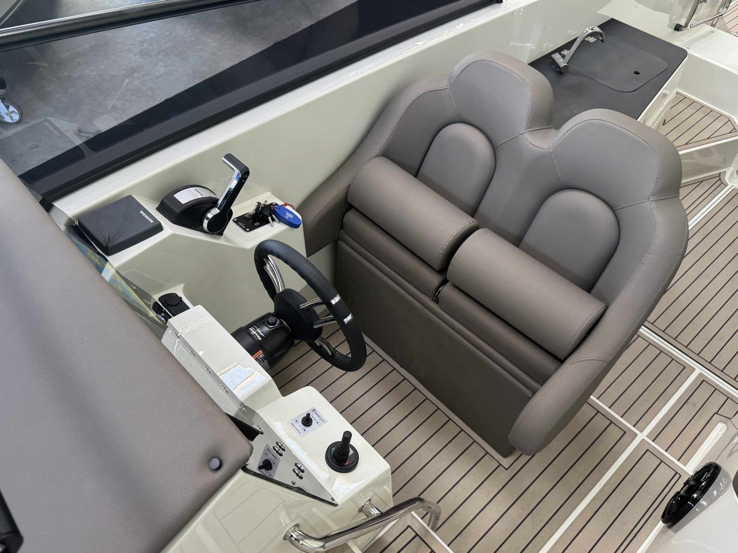 foto: 18 Maxima 800 Cabin (op voorraad)