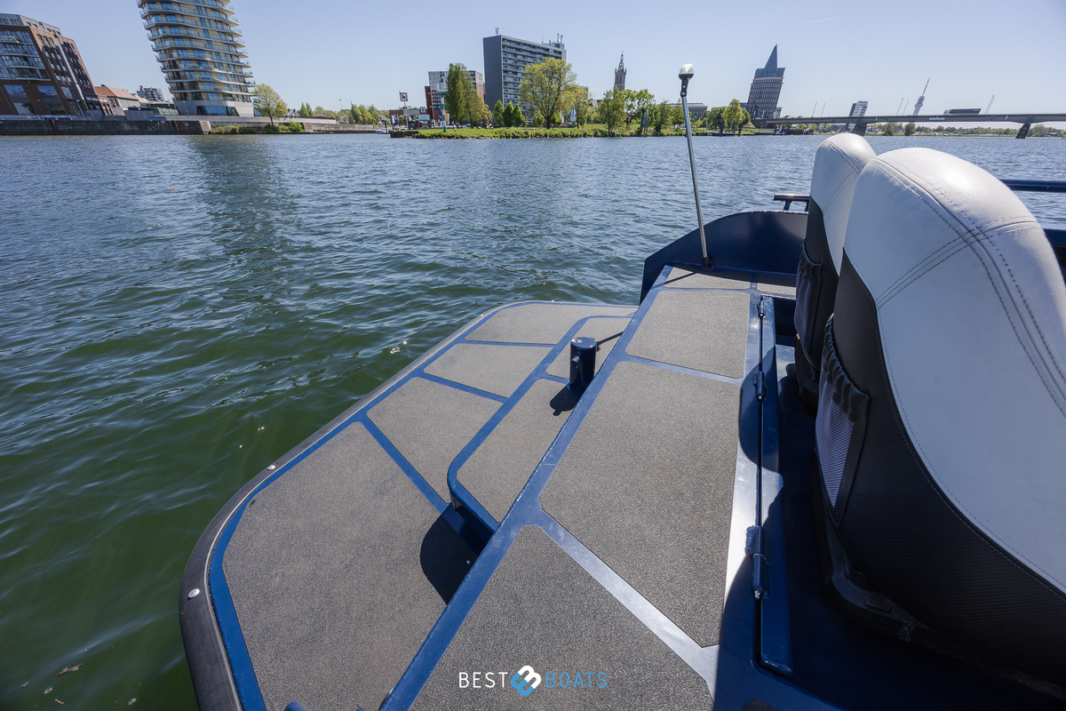 foto: 24 Stormer marine Tender R75