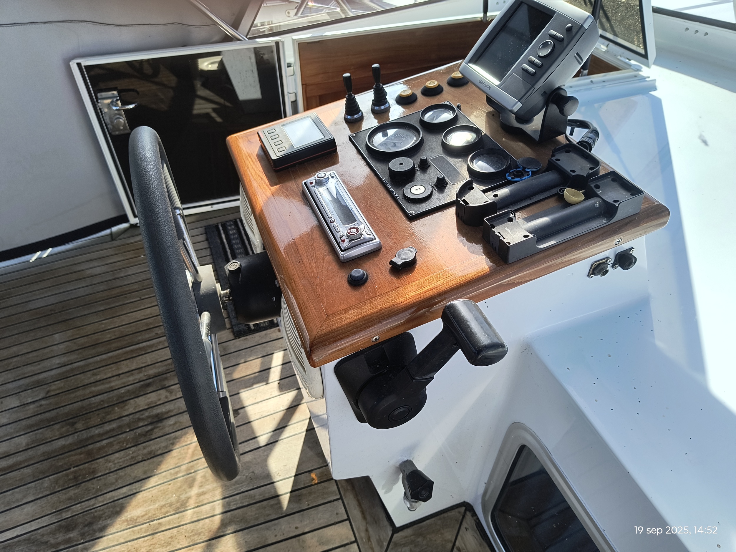 foto: 74 Smelne Kruiser 1140 DL AK