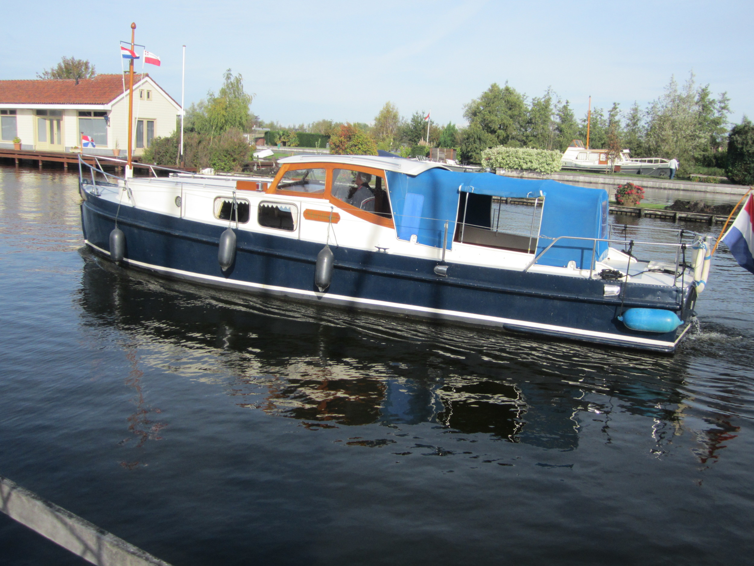 foto: 38 Ex-politieboot 10.50