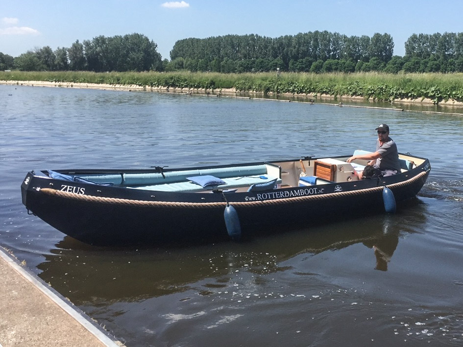 foto: 12 Elektrische Sloep 6.10 (Zeus) 