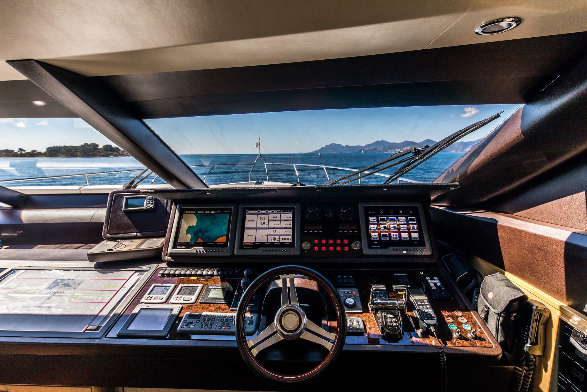 foto: 114 Princess 85