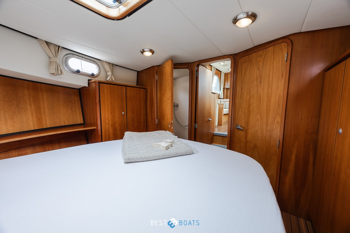 foto: 37 Linssen Grand Sturdy 34.9 AC