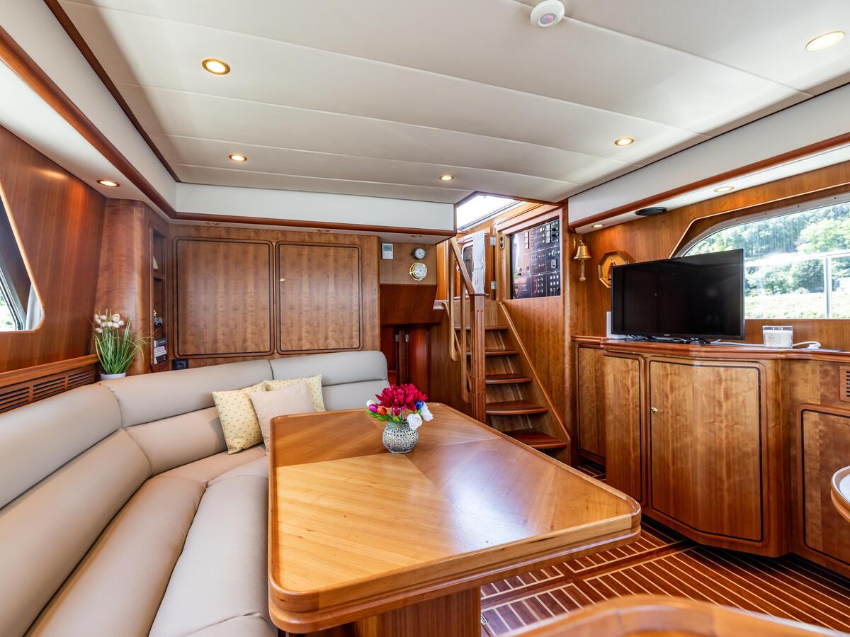 foto: 107 Linssen  Grand Sturdy 500 Variotop