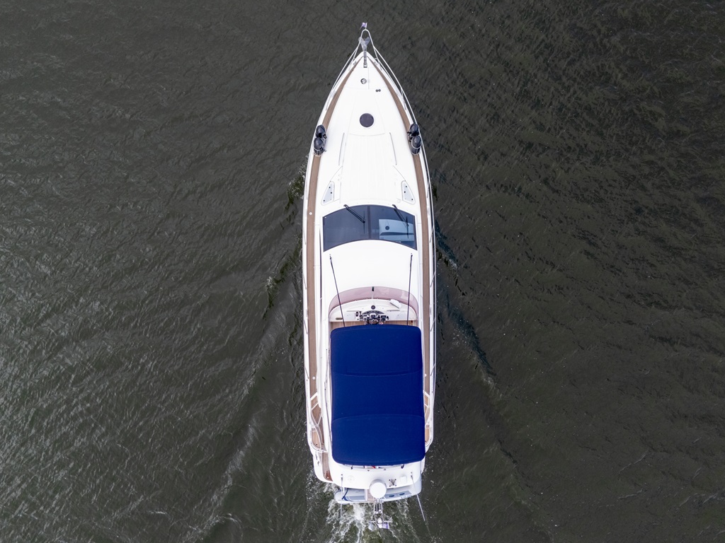 foto: 38 Fairline Phantom 50