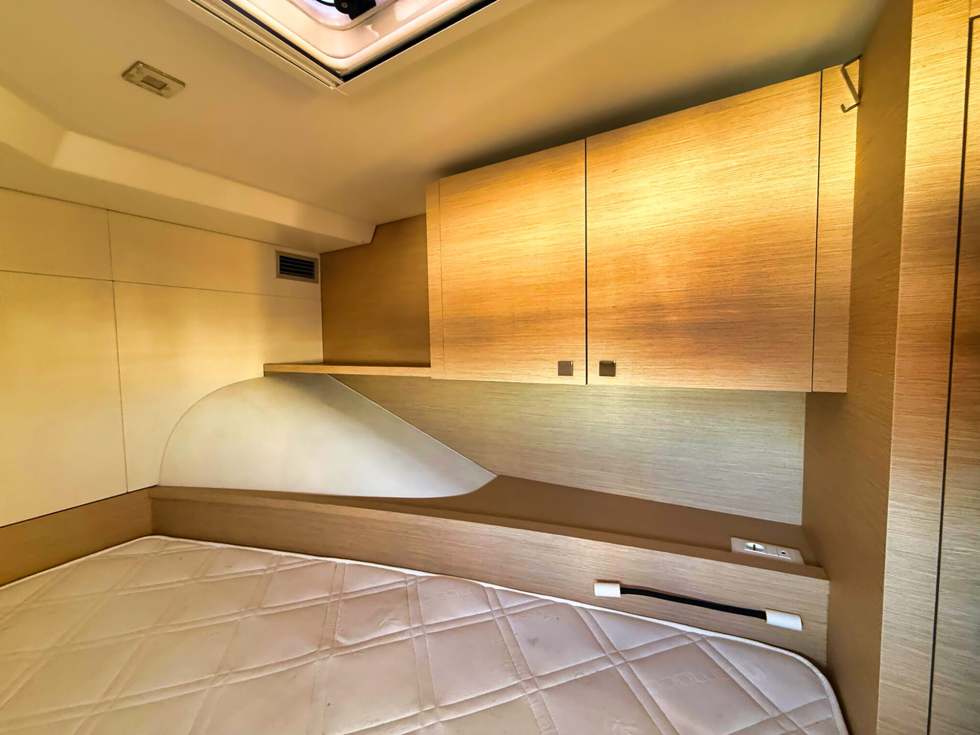 foto: 40 Fountaine Pajot Fountaine Payot Motorcatamaran MY 37