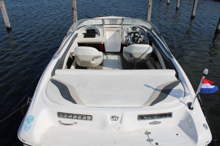 foto: 9 Mariah SX19  Bowrider