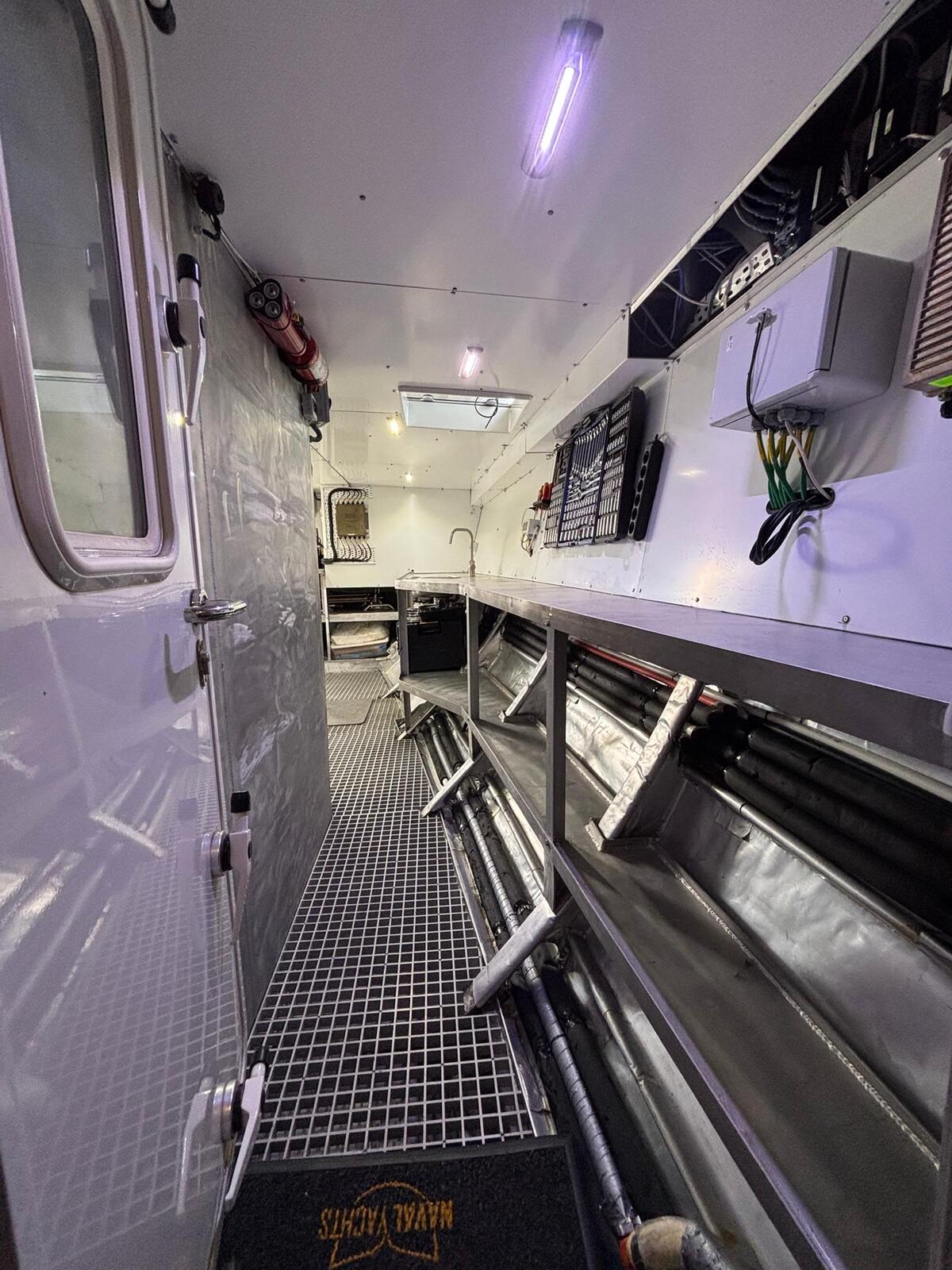 foto: 40 Naval Yachts XPM 78