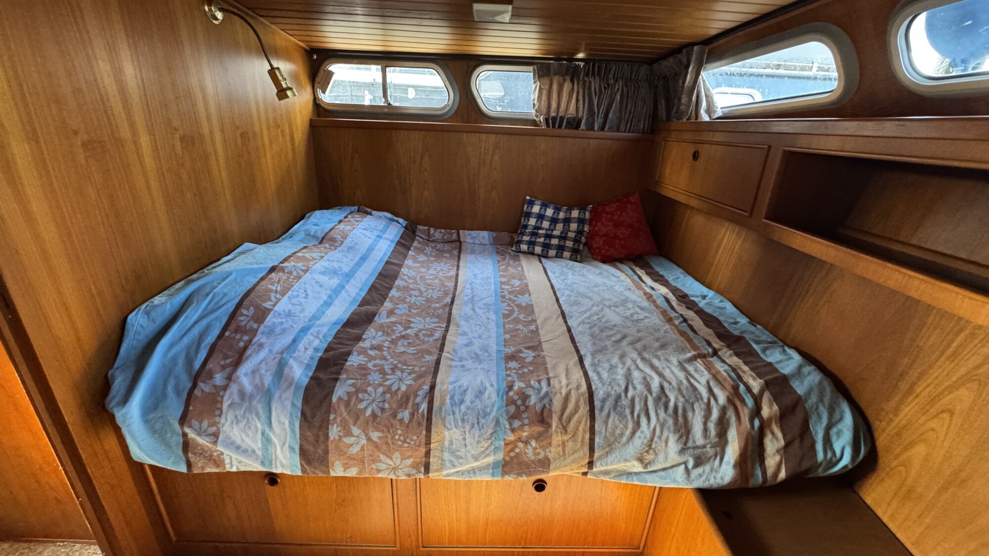 foto: 34 Valkkruiser Valkkruiser 11.00 Flybridge
