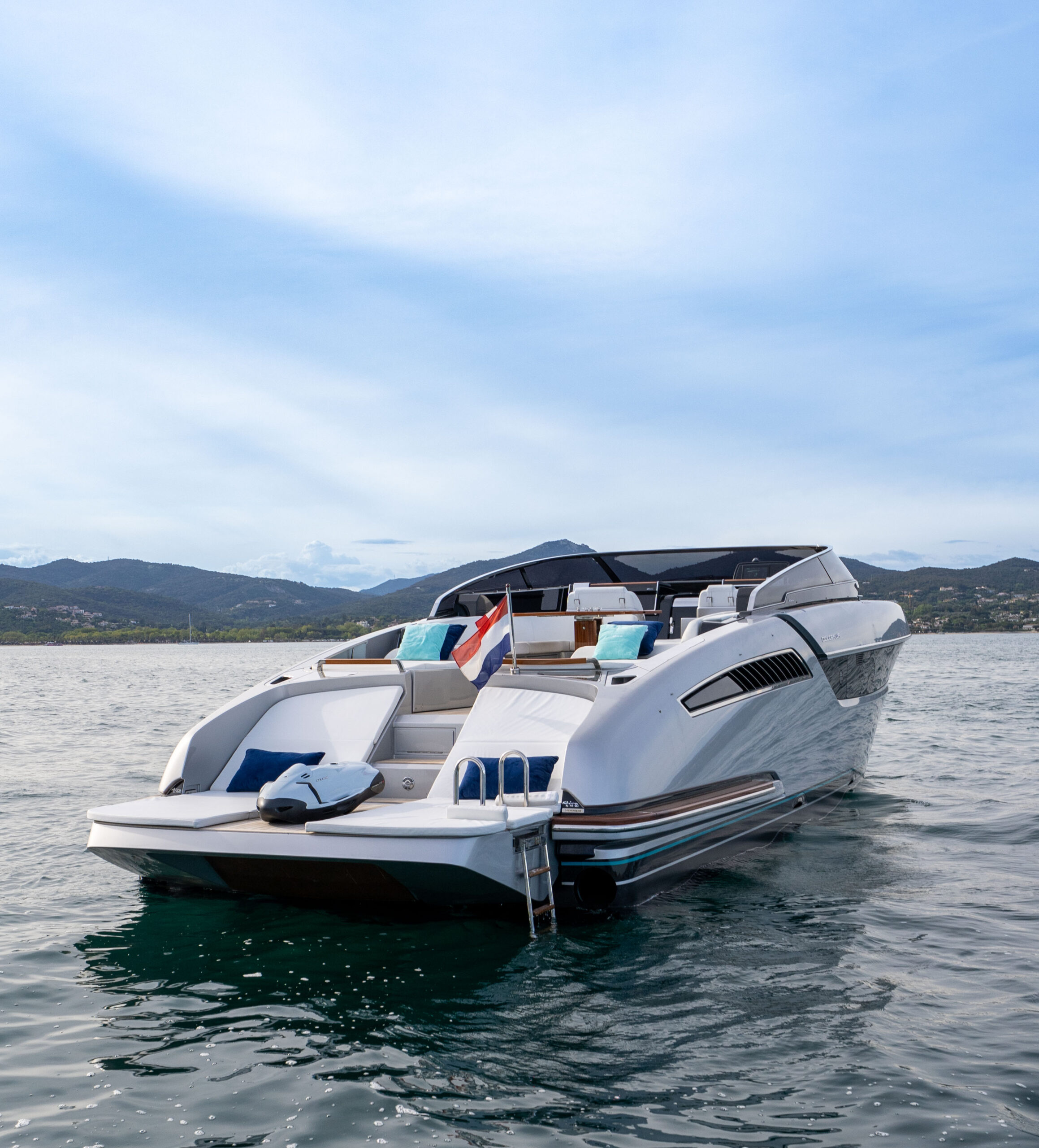 foto: 45 Riva 48 Dolceriva #03 ELEMENTS