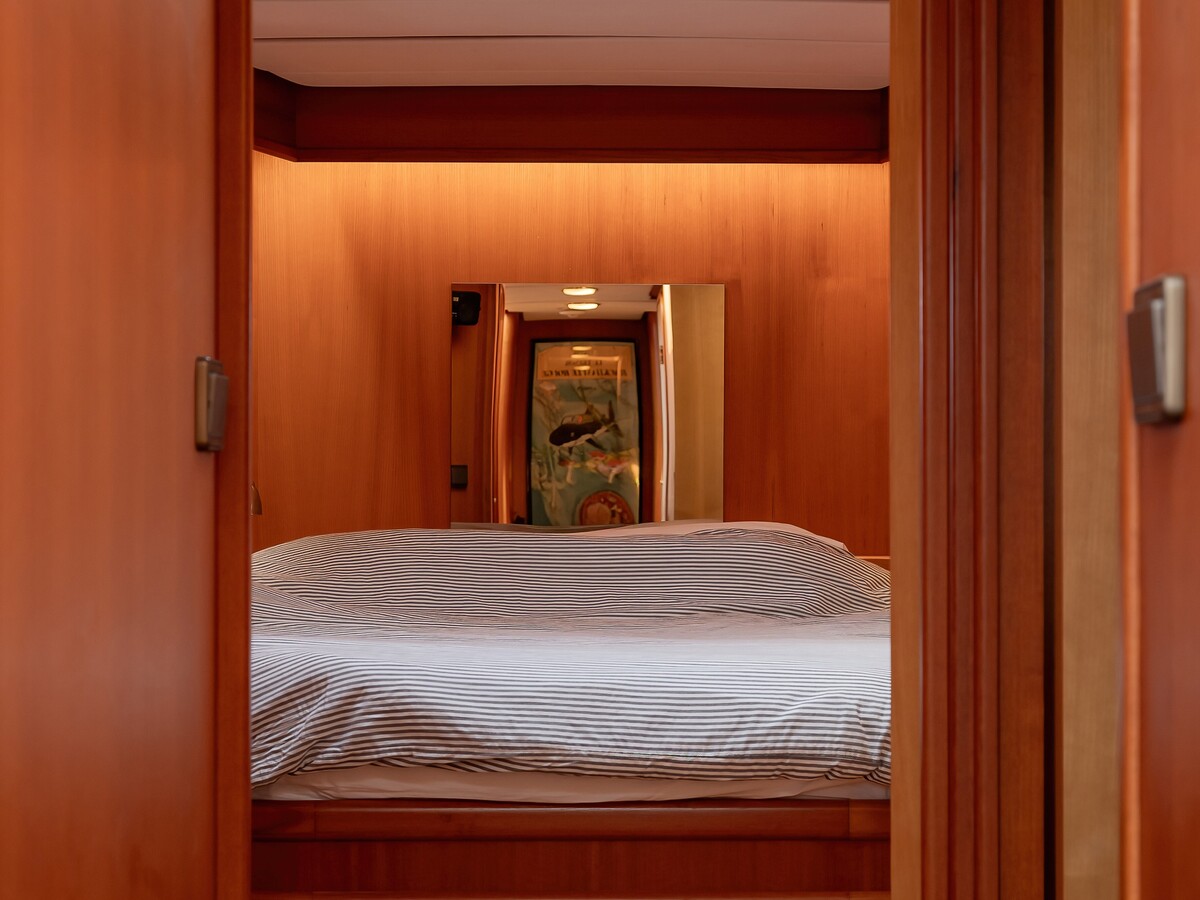 foto: 36 Laancruiser 2100