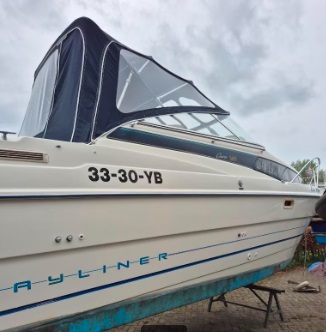 foto: 4 Bayliner  2655