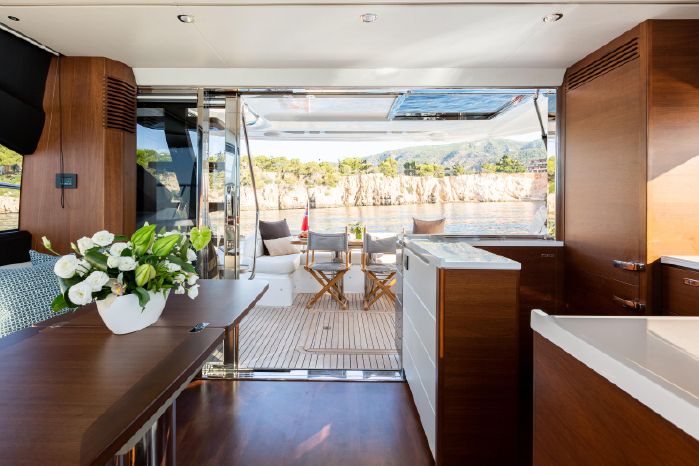 foto: 33 Princess S 66