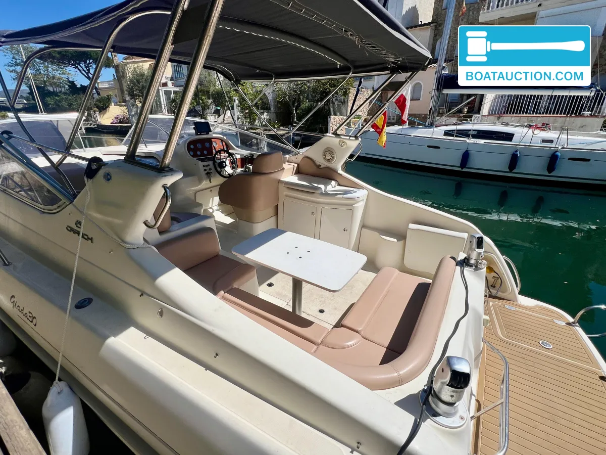 foto: 17 Cranchi Giada 30